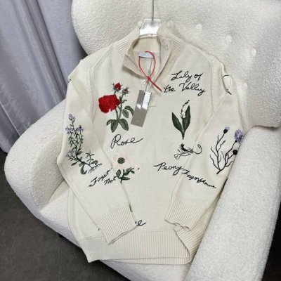 Dior迪奥 D*R秋冬新款上新花园物语针织polo领针织衫重工花卉彩色刺绣 全手工刺绣工艺复杂 后背经典字母Logo刺绣点缀 精致重工 时髦高级百搭 50%羊