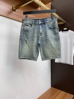 dg 25男士牛仔短裤原厂原布原洗水！进口原版水洗弹力面料，复杂的手工艺叠加，任何一个洗水环节多停留几秒都会变成完全不一样的颜色效果，所以越加珍贵，特别持久、耐