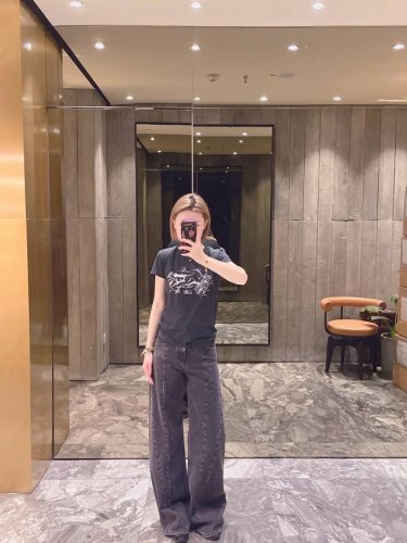 Maisonmargi*La 25Ss春夏新款 兔子印花圆领短袖T恤丨独家Yb开发！高版出品！胸前一只蒙着眼睛的小兔子，下面饰有Mm6数字Logo，内搭单穿都可