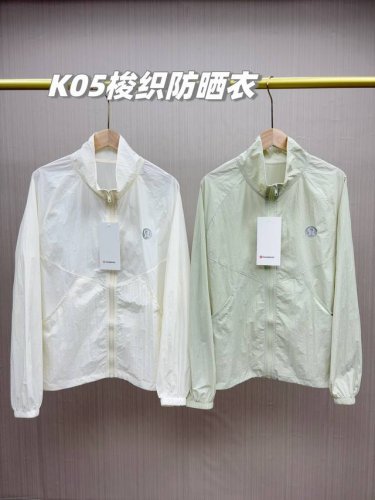 防晒衣只选梭织款！Lulu2025夏季新款女士纯欲风宽松梭织速干防晒衣，上身真的一点感觉都没有，跟没穿一样，但是防晒真的好，面料超级透气，防晒衣就选梭织面料的，