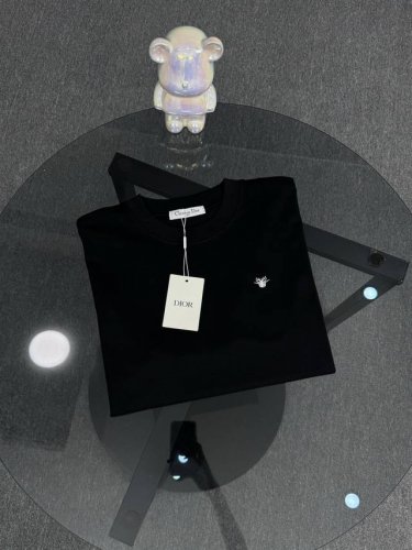 顶级版本 区别通货 25Ss迪奥胸口小标袖口满印字母Logo刺绣圆领短袖 官网买的样衣回来打的板 原色原版1:1 市场发这么低不发这个价格P没办法 情侣同款 全