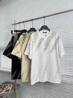 25Ss Lv 路易威登 夏季渐变满印圆领短袖T恤 官网同步 男女同款 面料：原版同步面料280克高支高密 高端品质 独家定制 采用定织定染高克重原版面料 宽松