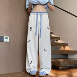 上新 Nike 耐克海外限量卫裤，海外休闲裤，男女同款拖地裤，今年流行的面料，小红书主播推荐裤子，上身质感满满，版型立体，完美修饰腿型，可随意日常搭配，不费劲就