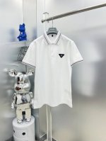 pra*普拉达 2025Ss夏季新款徽标三角刺绣翻领polo衫短袖 M 经典商务 高端男装的天花板级别的商务男款！ 简约时尚大气不失优雅，单穿内搭体面过人，品质