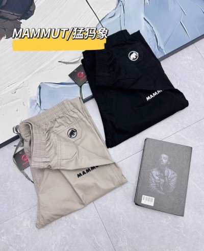 猛犸象Mammut100％纯棉休闲裤，户外通勤都适配 家人们，挖到宝啦！今天必须给大家安利这款猛犸象纯棉休闲裤，舒适到不想脱，实用到超百搭！ 面料：100%纯棉