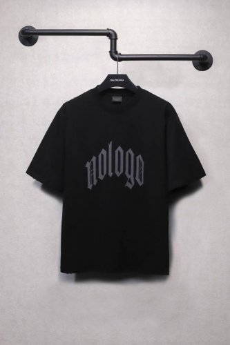 Aeniaa Nologo龟裂字母短袖T恤 克重240 工艺 磨破 做旧 洗水处理 椭圆机裂纹印花 数码直喷网点工艺 对位整齐 无毛边 进口环保浆料刮浆 效果立