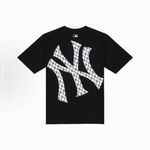 款号619 #爆单预警！Mlb经典款T恤来啦～ 黑白两色永不出错，胸前小标+后背大Logo设计，Ny字母刺绣超精致，密密麻麻的字母细节拉满，高级感直接拿捏！ 纯