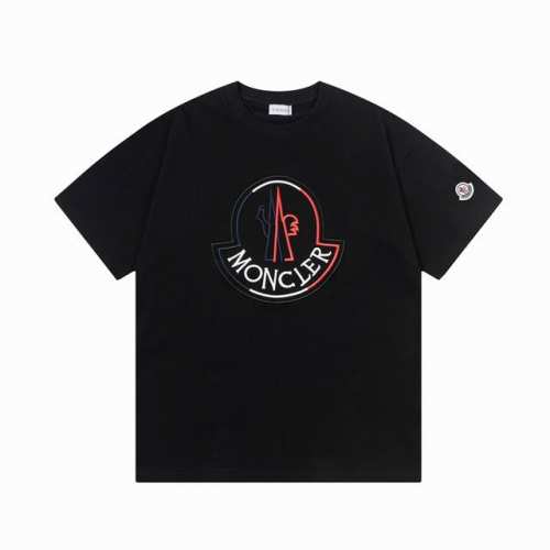 隔天到 Moncler 蒙口 拼色立体刺绣% Logo标识精致升级 原版面料 官方同款 短袖T恤 定制 同缸染面料 手感非常舒服 春夏最新版本 颜色: 黑色 尺