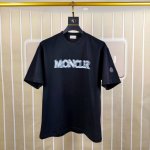 m*Ncler 蒙口2025早春新款原单男士圆领短袖T恤 专柜同步售卖 高端品质 高版本 Os版型阔版 爆款印胶字母Logo袖上绣胶标设计 定制进口双股100%