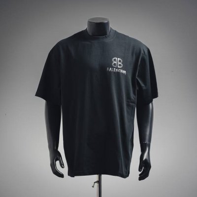 Balenciaga 巴黎世家 新款后背双B夜光短袖，夜光粉印花，吸收光夜光效果，水洗挑破工艺，235克双纱双股，1*1 克罗纹，宽松版型，男女同款 Size：