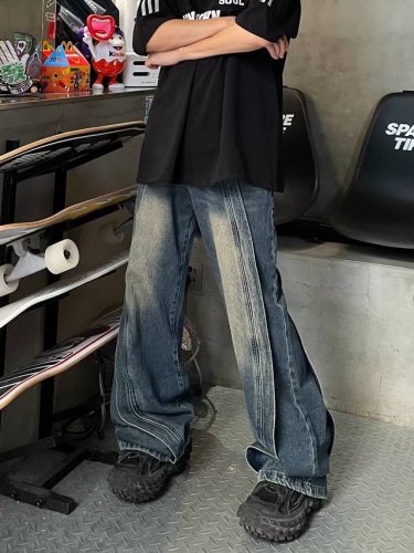 款号Xk2154 美式重磅高级感拼接牛仔裤男宽松高街潮牌垂感直筒裤长裤 夏季百搭 面料定制经过一流的高工艺水洗 质地紧密 色泽均匀 纹理清晰 上身非常舒适 直筒