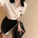 上衣 裙子 chanel香奈儿小香字母刺绣定制双C纽扣polo衫翻领短袖T恤定制织带拼接压褶半裙套装 款号 25670504424 颜色 黑色 白色 尺码 Sm