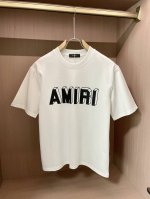 amiri 2025新款 圆领 短袖 T恤 高端版本！专柜定制面料 透气舒适度高，细节无可挑剔，品牌元素设计理念，体现高品质。手感细腻柔软！呈现休闲裁剪，上身版