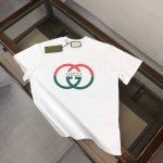agucci 古驰 2025春夏新品，情侣款T恤，时尚休闲圆领短袖，采用进口原版科技面料，胸前印花工艺图案Logo，独特设计，档次极高，舒适透气，上身时尚帅气，