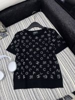 爆款现货 原单品质 Chane*｜2025新品 饰以高品质烫钻工艺 精致 清雅 脱俗 减龄柔美 一件成衣工艺繁琐耗时 呈现品质单品 上身洋气时髦 颜色清爽减龄
