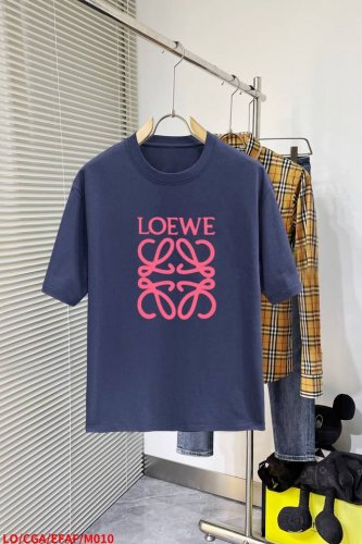 m010 Lo 罗意威 25新款字母印花双层重工短袖T桖 字母图案不管是T桖还是卫衣都是每年的爆款单品 前幅大面积印花采用大康丽数码印花机直喷 成本极高 经过多