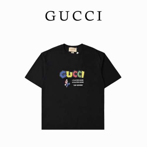 Gucci古驰24ss新款马里奥彩色字母T恤 Gucci春夏最新！！春夏限定款系列 专柜最新款！ 官网上新！！ 专柜同步高品质高版本 超级标志品牌字母领标点缀