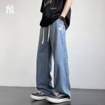 mlb Ny洋基队 夏季薄款街头水洗牛仔潮裤 女情侣款 设计灵感源于哥特泰银式的设计风格 融合摇滚朋克 街头嘻哈等低调的奢华风∽ 采用国际进口优质牛仔面料 百洗