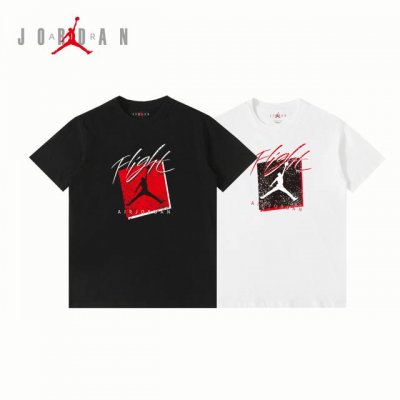 纯原版本！常青款！ 耐克乔丹Jordan2025夏季美式复古Logo字母印花运动休闲T恤 男女同款 胸前复古印花与现代时尚的完美结合 情侣上身更加与众不同 充满