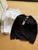 供110 Lacoste法国鳄鱼 经典纯色舒适简约长袖T恤 黑色 白色 s~Xl 原版定织定染纯棉料，柔软舒适，经典基础小标刺绣Logo，单穿打底都可驾驭 全套