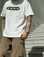 款号：G010 P100 goodbrand 假日缤纷糖果宝石轻奢时尚高级感印花短袖T恤 男女同款 颜色：黑色 白色 码数：S M L Xl