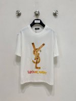 市场有仿版认准工艺和面料 25Ss圣罗家纯棉最新面料 最高版本 胸前字母标识涂鸦工艺经典标识图案Logo时尚简约潮流短袖，最顶级的品质专柜原单短袖，顶级制作工艺