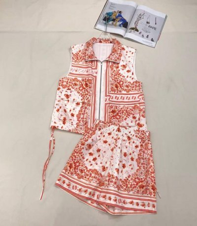 fen4I*2025夏季新款套装 无袖翻领马甲松紧腰短裤 新款印花面料 下摆抽绳设计 前中口袋装饰 面料轻薄舒适 单色Sml