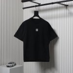 Givenchy 纪梵希 25Ss 胸口小标短袖T恤面料采用定制240G 26支特滑双股精棉平纹高密无尘全棉布料 前幅高密度加厚 走线平整 代工品质 全套定制辅