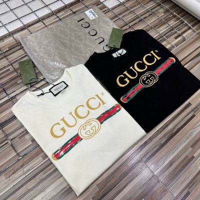 上新 皮带双G情侣男女同款男士短袖T恤 经典款Gucci 古驰复古彩色双G做旧腰带印花男女情侣宽松短袖T恤 网红爆款 走秀款 一直非常的火爆彩色双G印花短袖 采