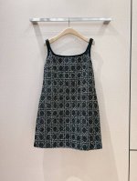 dio*R秋冬新款New～ 戴妃藤格纹编织菱格背心裙，立体编织工艺原版定制进口纱线上身显瘦又高挑 码数：Sml，Df1049