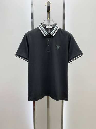 Bv25Ss新款春夏短袖翻领T恤polo，最高版本客供定制高端朱地面料简单时尚款，螺纹拼色螺纹配色超级好看！胸前Bv标识刺绣经典Logo简单大方的款式！满满的高