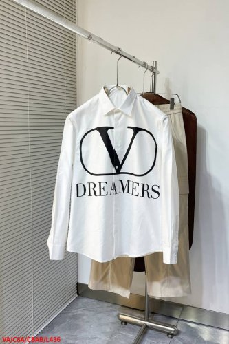 L436 Va华伦天奴 独家专供新款男士休闲衬衫 高端定制 高端版本 时尚百搭爆款 进口面料 手感超柔软细腻 穿着亲肤舒适 高端精品 代工厂p精细做工 上身非常