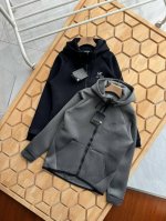 Arc’Teryx 秋季始祖鸟空气层开衫卫衣外套男女同款 空气层面料亲肤细腻，摸起来软软的但不软塌，版型炒鸡好满满的高级气场，触感很细腻便于活动，上身穿着感舒适