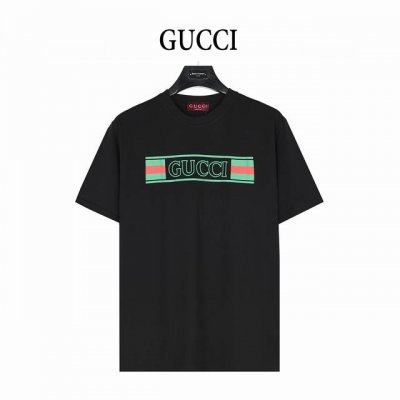Gucci 古驰 25Ss 旗帜带Logo撞色字母短袖T恤 高版出品 设计感十足 干净又清爽 凹起造型来妥妥的好看 经典的小圆领设计简洁好穿 走在街上吸睛度满分