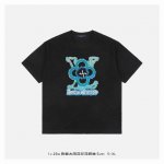 LV 25Ss 荆棘太阳花印花短袖 面料采用230克重精梳棉 定制32支1*1螺纹 成衣两遍水洗处理 面料舒适亲肤无异感 定制定染面料 纺织密度高 垂感佳 不易