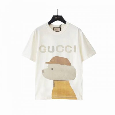 实拍细节图+尺码表 Gucci 古驰 趣味萌萌小狗系列短袖T桖 选用客供定制针织100%纯棉面打造,面料手感细腻，厚实有质感的纯棉布 高密度的机织工艺，如棉絮般