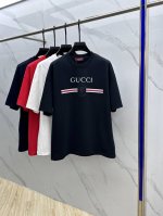 Gucci 古驰 2025Fw春夏新品圆领打底外穿T恤，立体感Logo微廓形半袖，活性纯棉打底T恤，棉，手感面糯有骨感，柔而有韧性。工艺处理，韧性和抗皱性能得到