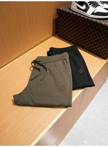 细节图！ P250 Zegna 杰尼亚公司高级订单订制高品质时尚户外休闲裤。2025春夏新品！超级百搭款。独家定制面料，手感细腻柔软，贴身舒适，上身超有型！原版