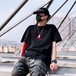 60 上新！标志Logo，化繁为简！Jordan/乔丹极简的设计转化为服装语言，就如这件基础短袖T恤，有着极其细腻的面料质感，平淡中无处不透入极简高级质感！ 简