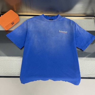 上新 纯原臻品 顶级原版复刻 Balenciaga巴黎世家2025新款炒雪可乐波浪刺绣宽松短袖T恤 原版面料高版本高品质 网红明星同款 蓝色渐变搭配做旧的印花