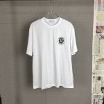B24 2025Ss字母标识限定印花短袖男女款 露露今年太好看 N难以形容对它的喜爱 既有高级感又兼顾舒适度 按头安利 立体凸起Logo很高级 一点儿也不会Lo