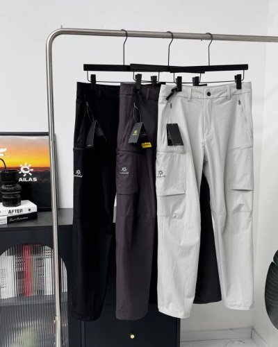 凯乐石Kailas 运动户外T9-X系列Cordura面料耐磨长距离登山徒步快干休闲裤 虽然这是一款薄款速干面料，但是在实际使用中合适的剪裁在行走时丝毫没有粘合