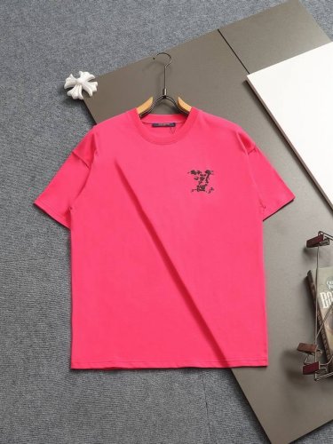 Louis Vuitton 路易威登 微宽版型Xs S M L 25Ss最新最顶级 发泡工艺云朵Logo 设计感十足最顶级的品质专柜原单短袖，顶级制作工艺进口面