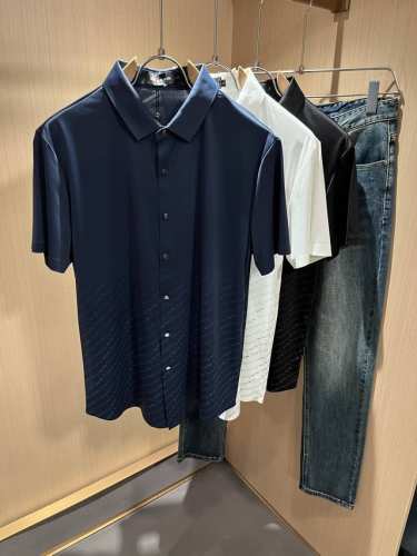 kiton 2025春夏新款男士衬衣，采用进口专属弹力氨纶面料！！简单Logo标识五金设计！代表品牌形象 简洁舒适的款式，线条感粗细均匀饱满，精致细腻，上身高端