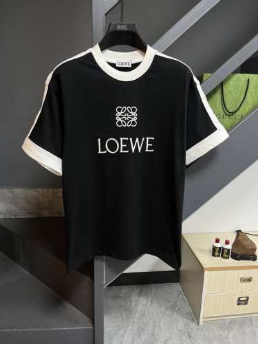 Loewe 罗意威25S新款情侣圆领T恤！胸前新款3D立体刺绣.260G甄选100%纯棉质感.棉质饱满富有弹性.秉持着对细节追求 图案也是经典！饱满清晰有质感.