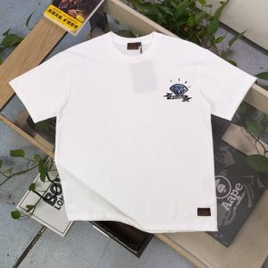 款号 F677 2025新款Evisu福神钻石不倒翁美金图案Logo字母印花休闲情侣短袖T恤 经典永远不会过时 人手必备款 230G纯棉精梳棉不起球不起毛 上手