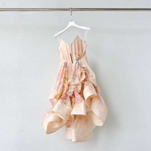 款号：25006-1 成分：53%Linen 47%Silk 尺寸：0 1 2 3 腰围 胸围 长 Waist Bust Long 0 66 80 69 1 7