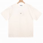 prada胸前金属三角标Logo压花短袖 prada 普拉达 25Ss 胸前镶嵌金属三角标及Logo压花短袖T恤 面料采用高克重260G重精梳棉 定制1:1螺纹