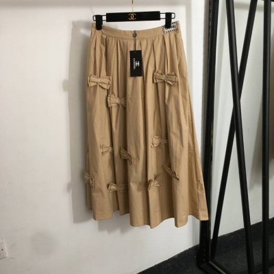 款号20252542 Chane*新款 镶钻蝴蝶结装饰高腰大摆半裙，卡其色，黑色，S-Xl， M码；腰围68弹力，长81