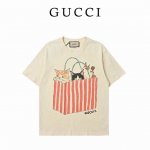 Gucci 古驰 帆布袋小猫重工艺短袖T恤 选用客供定制针织100%纯棉面打造,面料手感细腻，厚实有质感的纯棉布，高密度的机织工艺，如棉絮般柔紧致舒适，有挺括感